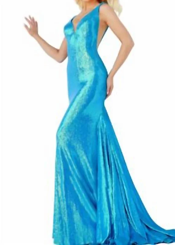 Long Plunging Prom Gown In Royal