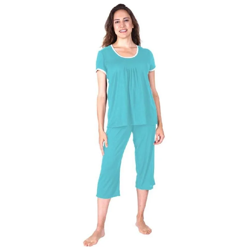 Women's Moisture Wicking Pleated T-Shirt Capri Set